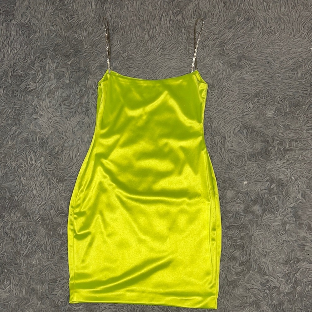 Meshki highlighter green/yellow mini dress 💚